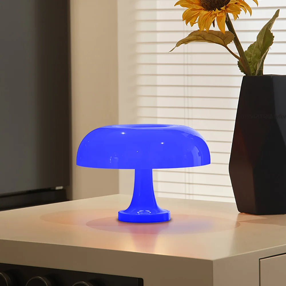 Classic Bauhaus Mushroom Table Lamp