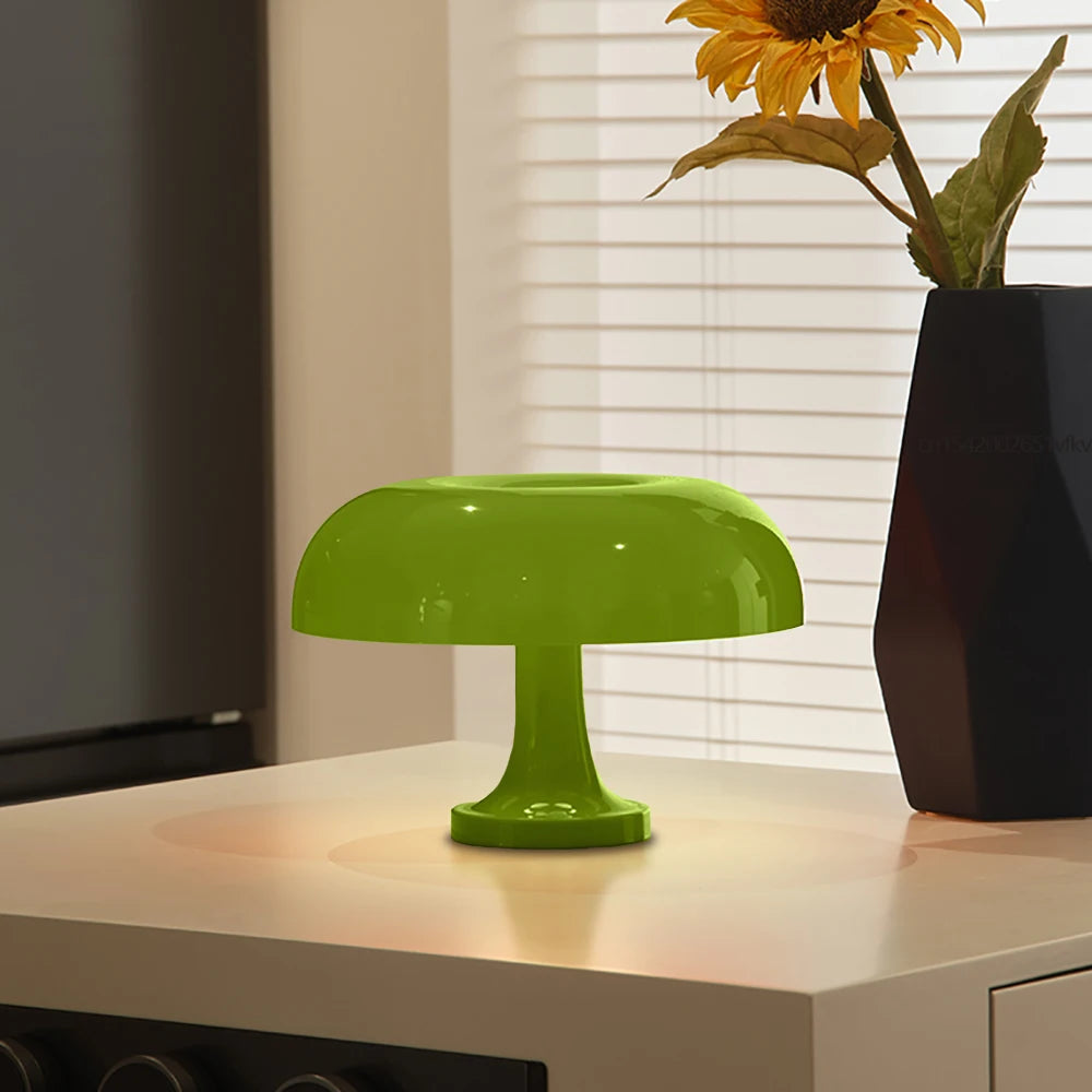 Classic Bauhaus Mushroom Table Lamp